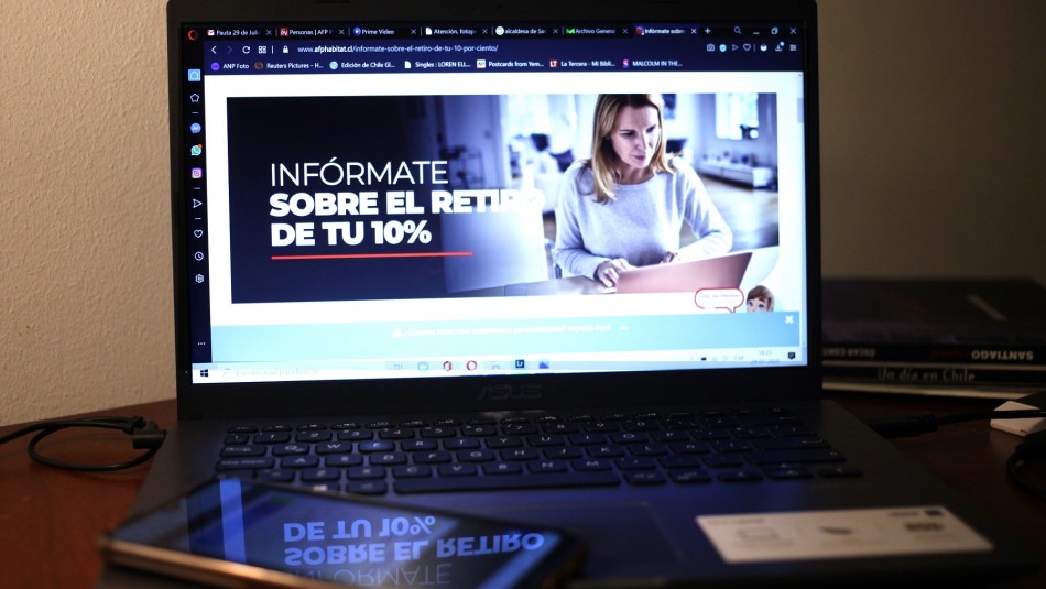 Fondos AFP Encuestados optan por tercer retiro de fondos AFP.