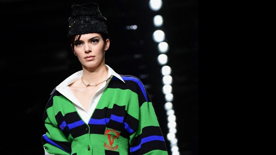 Kendall Jenner decide cambiarse de casa por constantes acosos Kendall Jenner decide cambiarse de casa por constantes acosos
