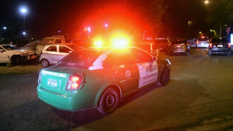 Funcionaria municipal y candidato a concejal son detenidos en fiesta clandestina en Antofagasta Funcionaria municipal y candidato a concejal son detenidos en fiesta clandestina en Antofagasta