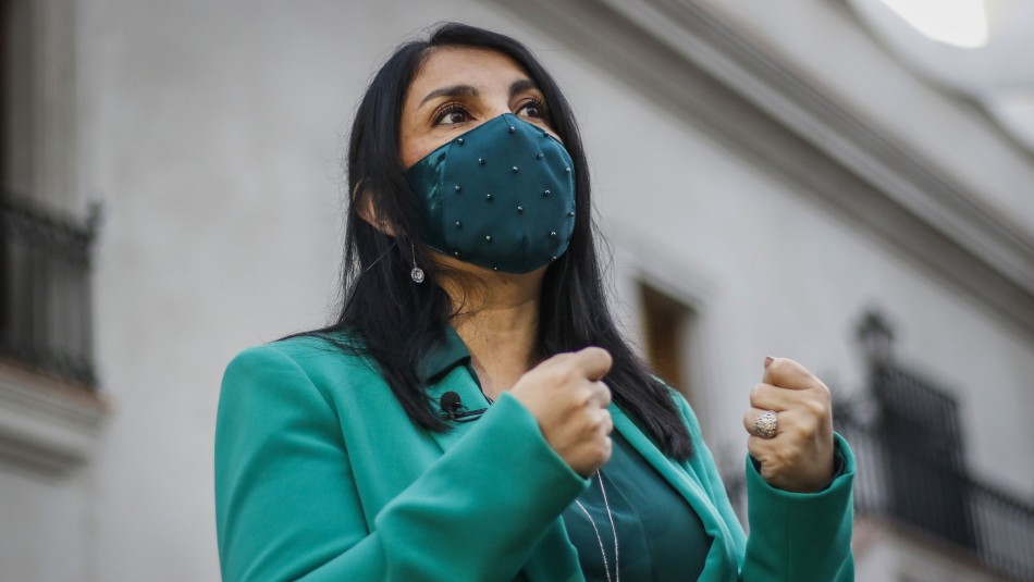 Karla Rubilar se refiere a discusión de nuevo Bono Clase Media en Sala del Senado Rubilar pide urgencia al Congreso por Bono de Clase Media: