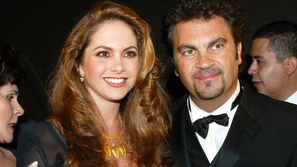 Lucero y Mijares anuncian su reencuentro en el escenario y fans deliran de amor por la sorpresa Lucero y Mijares anuncian su reencuentro en el escenario y fans deliran de amor por la sorpresa