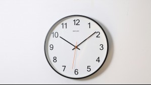 Cambio de hora en Chile: ¿Cuándo deberán modificarse nuevamente los relojes?