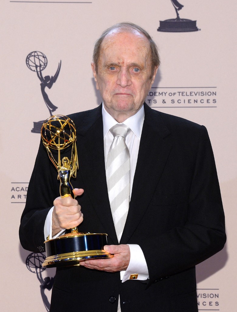 Bob Newhart con su primer premio Emmy (AFP)