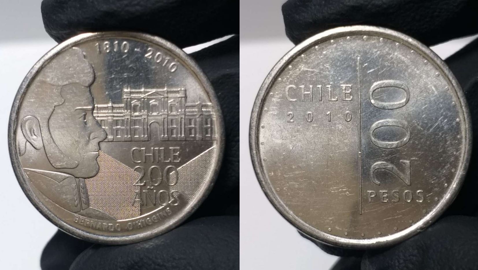 Moneda de $200 (Foto: @Error_coins_chile)