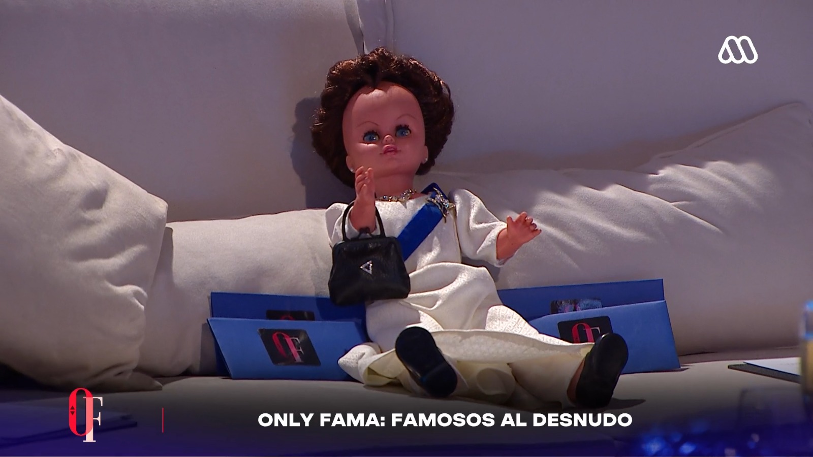 Llegaron los sobres azules a 