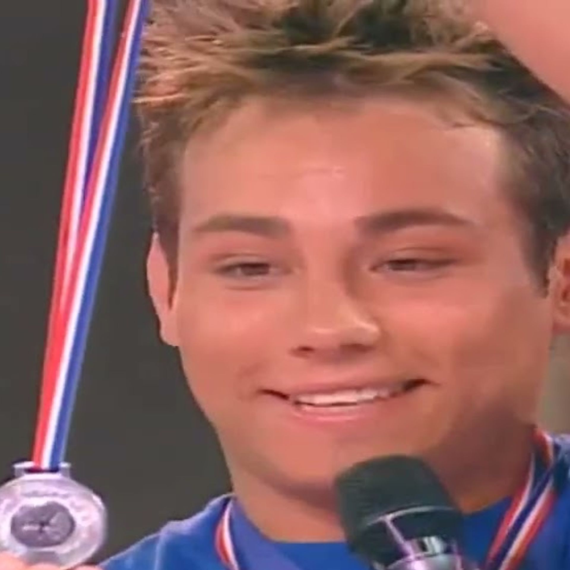 José Aravena fue medallista en gimnasia aeróbica en Chile
