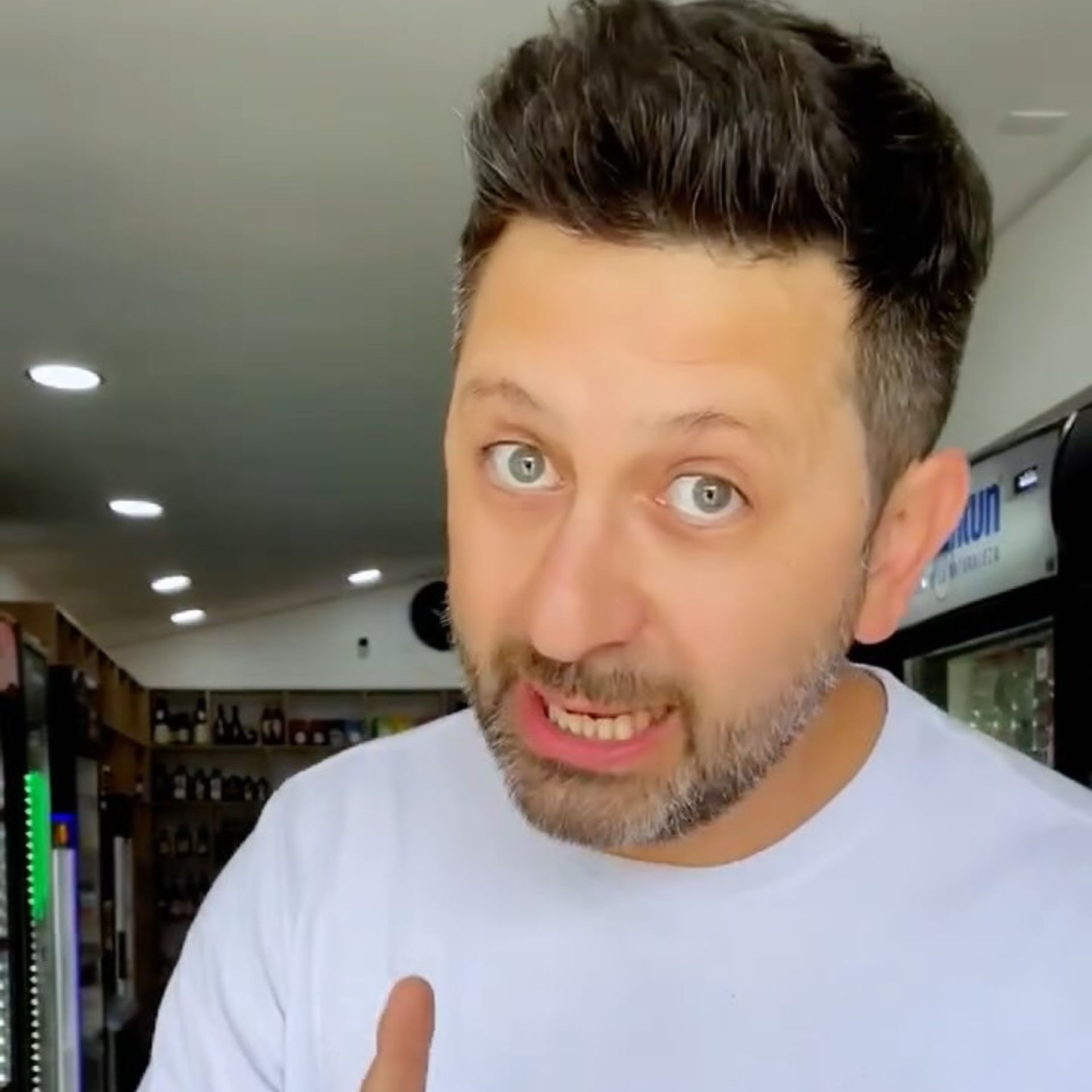 Iván Álvarez de Araya