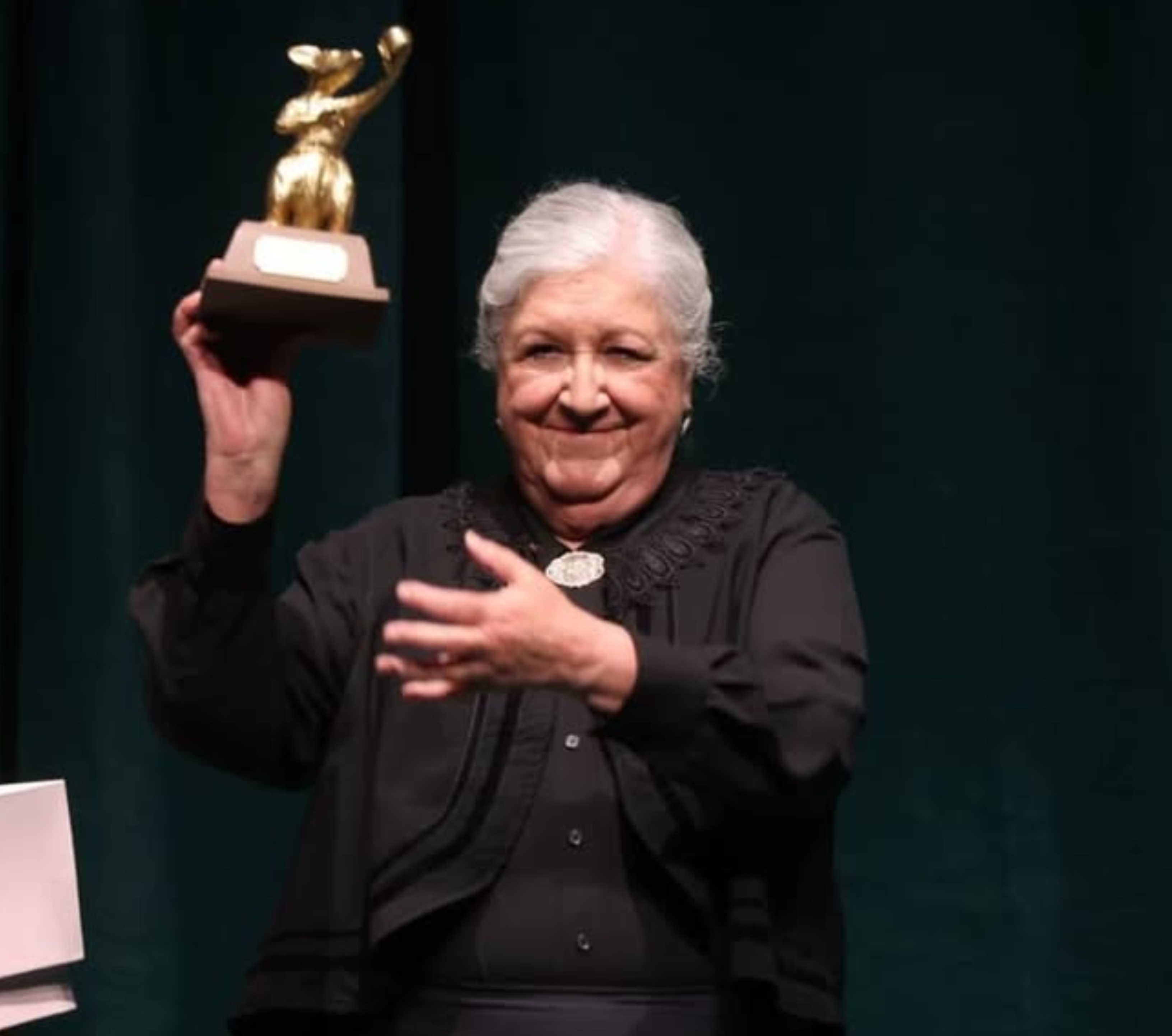 Anita Reeves/Instagram