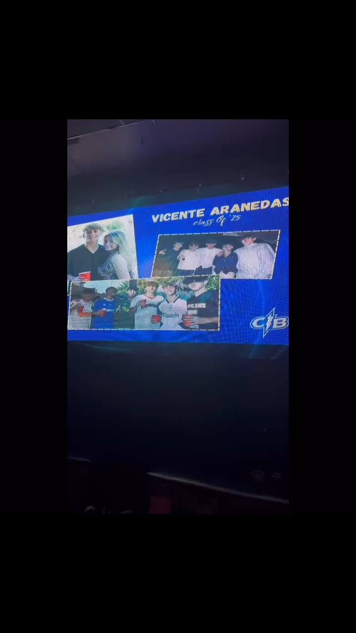 Vicente Araneda en las imágenes con su familia