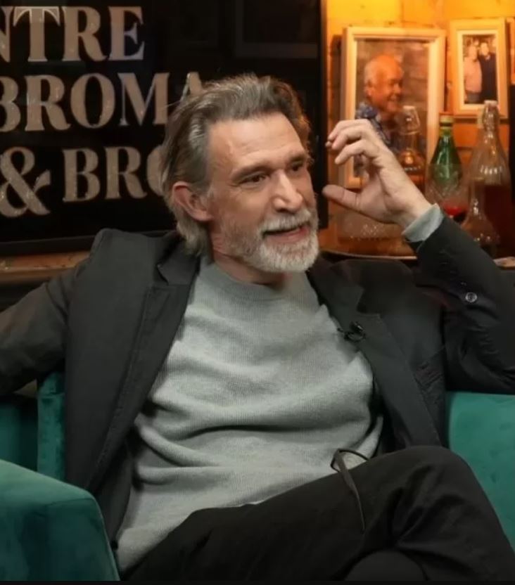 Pancho relatando su intento de asalto