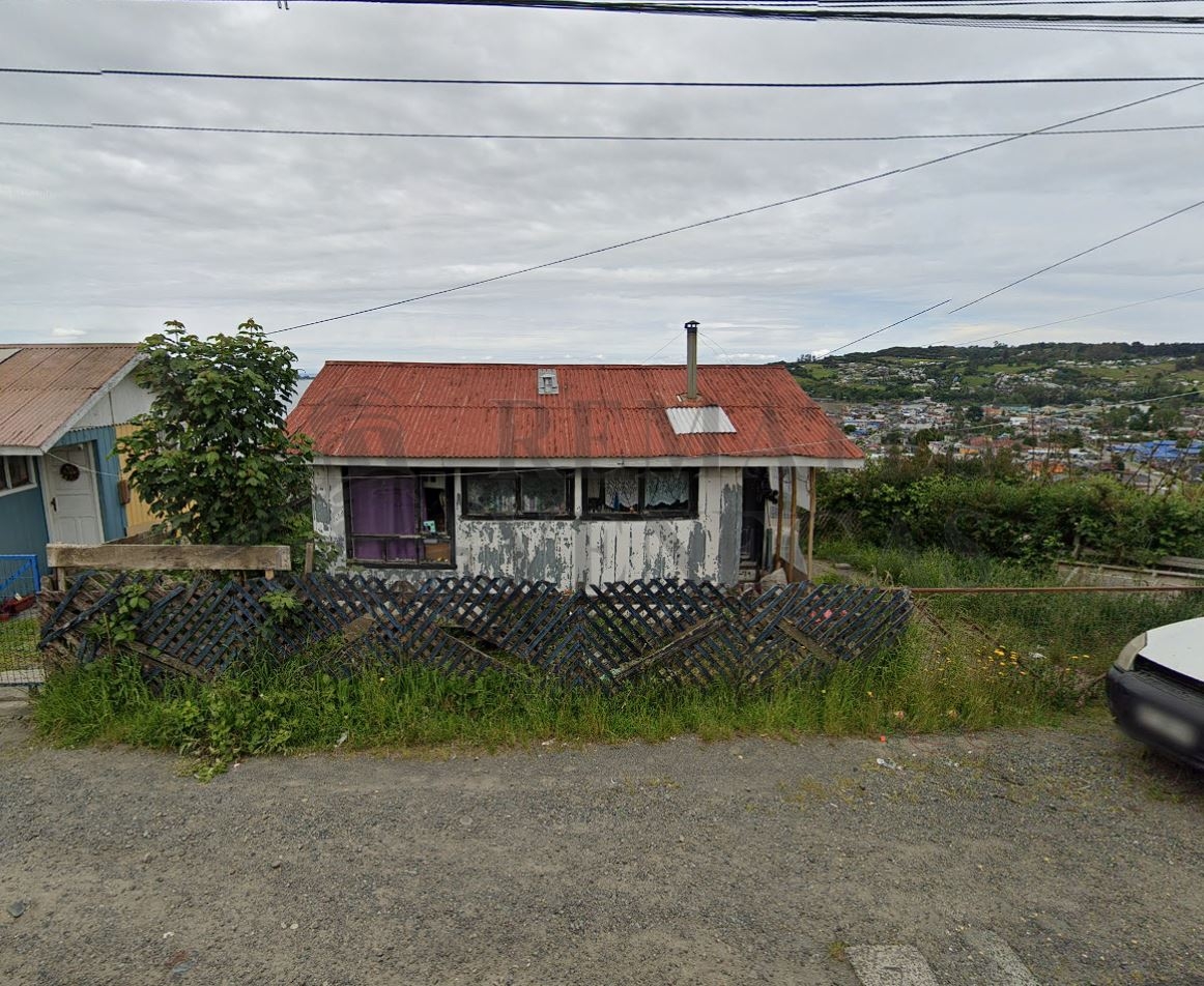 Casa en Quinchao / Remates Venegas