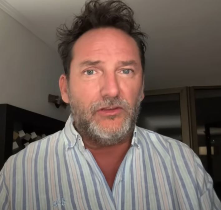 Daniel Fuenzalida explicando el cierre de la polémica con Rosario Bravo.