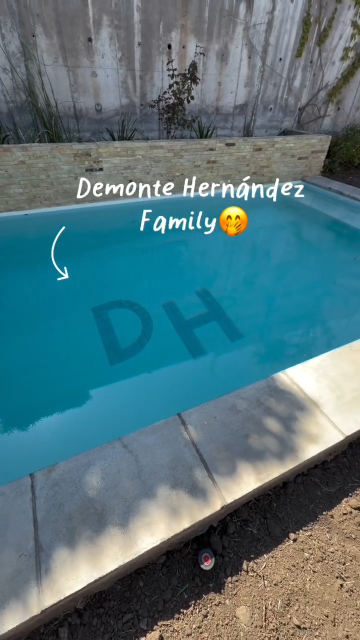 Nueva piscina de Ignacia y Bastián