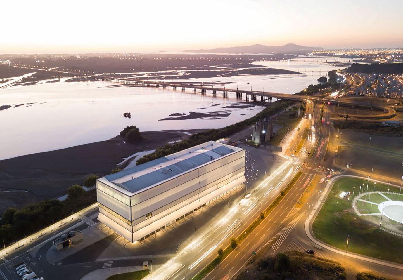 Teatro Regional del Biobío / Iwan Baan