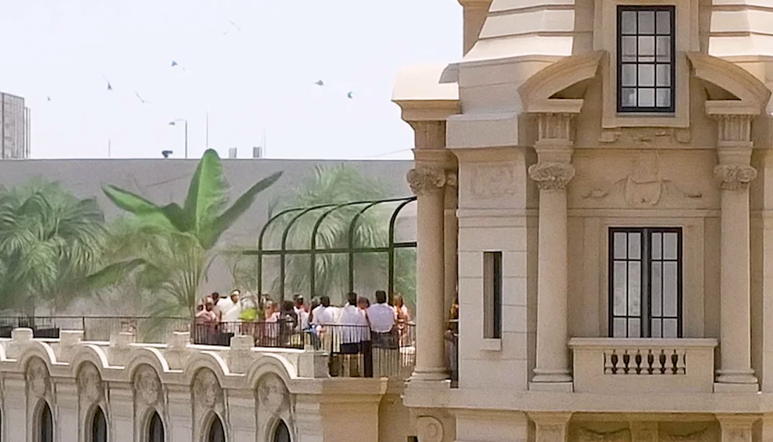 Diseño presentado por M+G Estudios para la nueva cafetería. / @AndreiSokolovCL